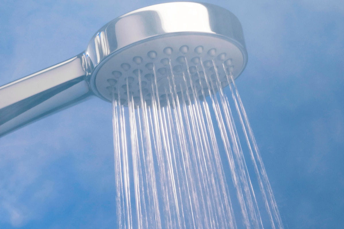 água em temperatura morna água em temperatura morna